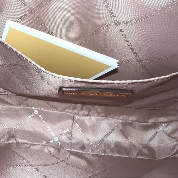 Michael Kors Jet Set Brown Multi East West Airplane Print Crossbody Bag, NWT - Picture 6 of 8